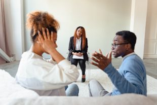 Signs that You’re in a Toxic Relationship – And How to Fix It 1