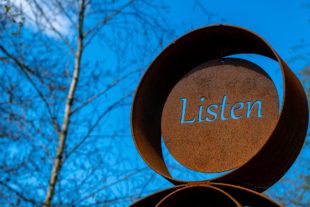 Active Listening Exercises: What to Do and Not to Do