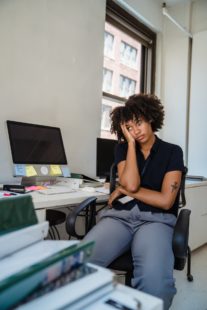 11 Common Signs of Burnout to Watch For