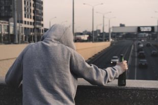 Alcohol Dependence: How Do I Know When I Have A Problem?