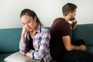 Toxic Traits in a Relationship to Look Out For 2